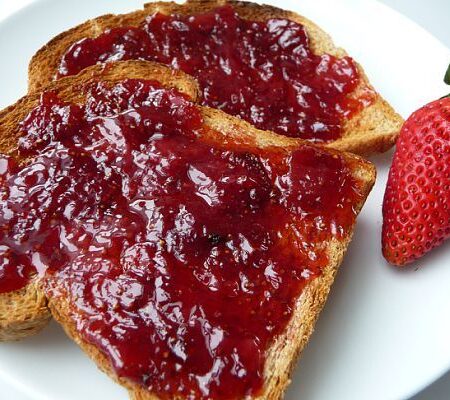 smuckers strawberry jelly g