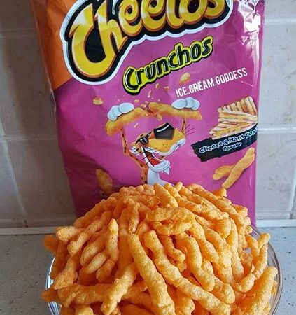 cheetos crunchos ham cheese g