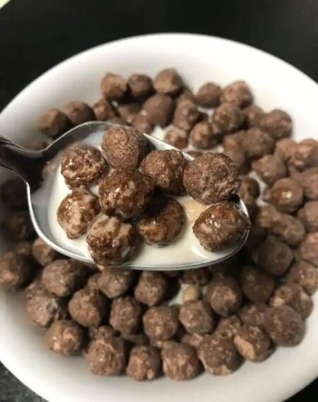 Kelloggs Wendys Frosty Chocolatey Cereal11741 Kelloggs-Wendys-Frosty-Chocolatey-Cereal11741