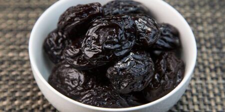 princes pitted prunes in juice 290gr 2